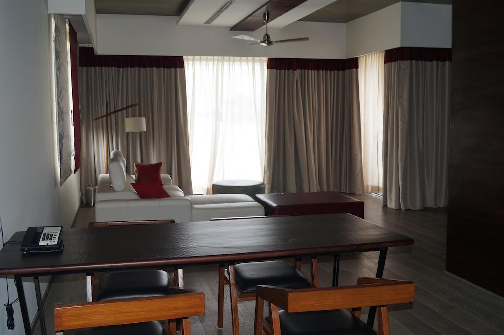Xandari Harbour Hotel Kochi Екстериор снимка
